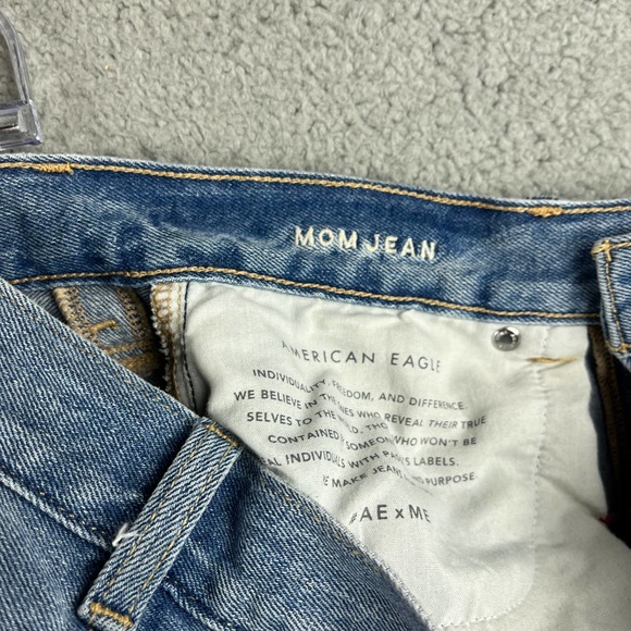 American Eagle Outfitters Mom Jeans - Picture 7 of 12